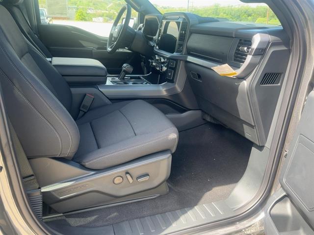new 2025 Ford F-150 car, priced at $62,060