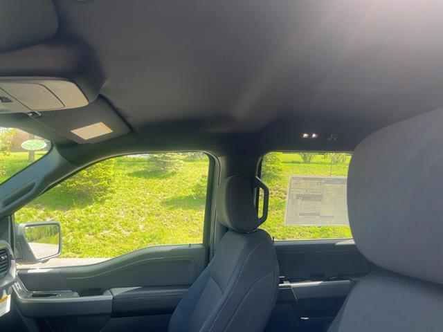 new 2025 Ford F-150 car, priced at $62,060