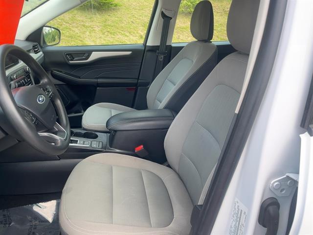used 2022 Ford Escape car, priced at $19,995