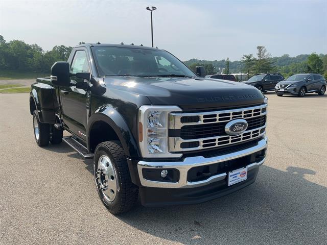 new 2025 Ford F-450 car, priced at $73,965