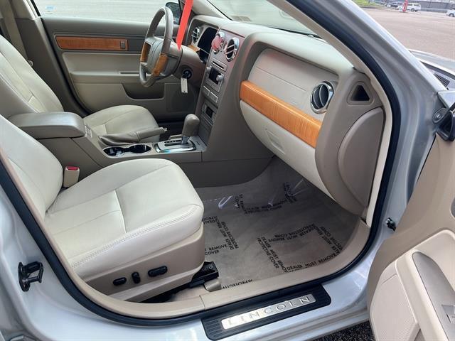 used 2008 Lincoln MKZ car, priced at $11,500