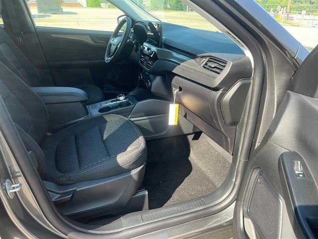 new 2025 Ford Escape car, priced at $33,960