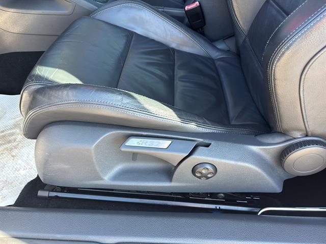used 2008 Volkswagen R32 car, priced at $17,750