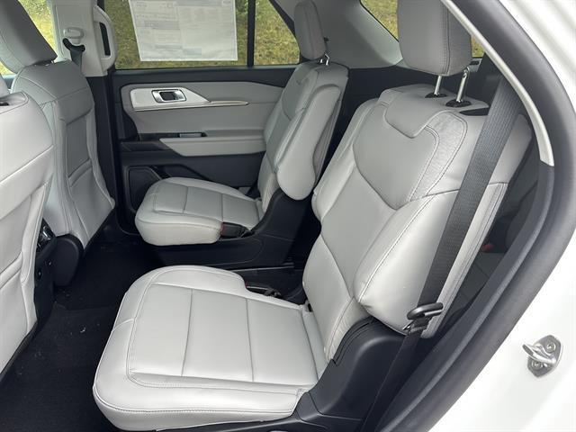 new 2025 Ford Explorer car, priced at $49,515