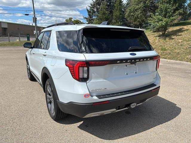 new 2025 Ford Explorer car, priced at $48,660