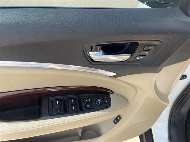 used 2015 Acura MDX car, priced at $16,768