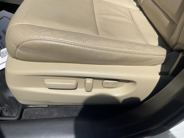 used 2015 Acura MDX car, priced at $16,768