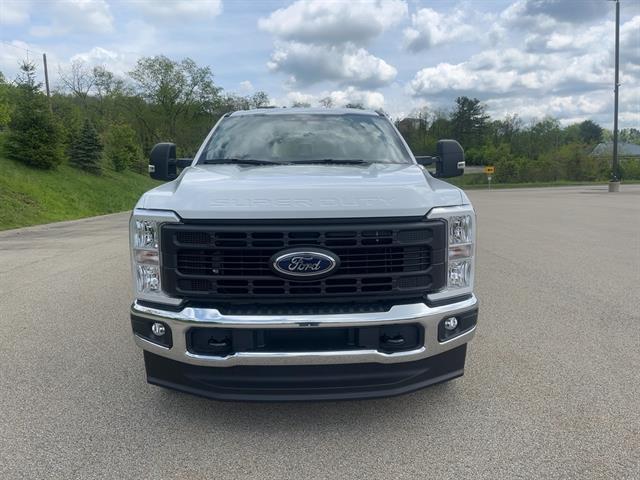 new 2025 Ford F-250 car, priced at $65,770