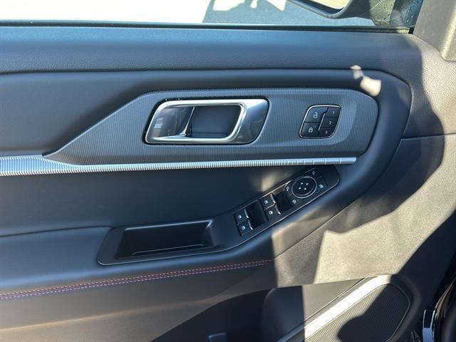 new 2025 Ford Explorer car, priced at $58,465