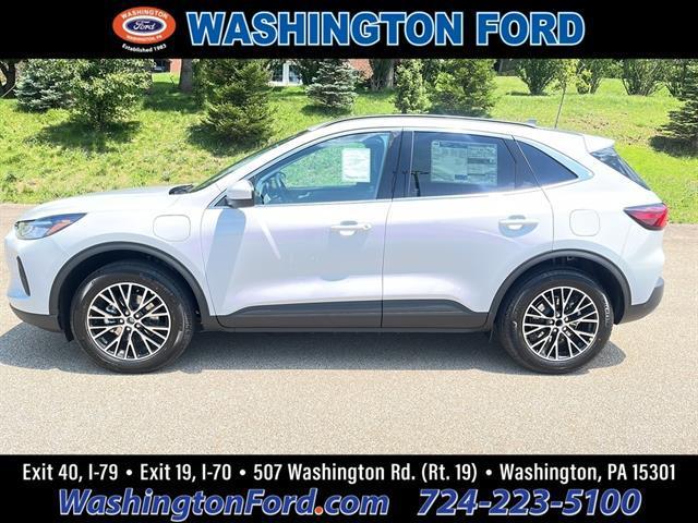 new 2025 Ford Escape PHEV car, priced at $38,895