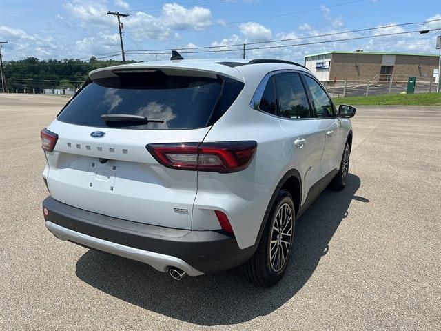 new 2025 Ford Escape PHEV car, priced at $38,895