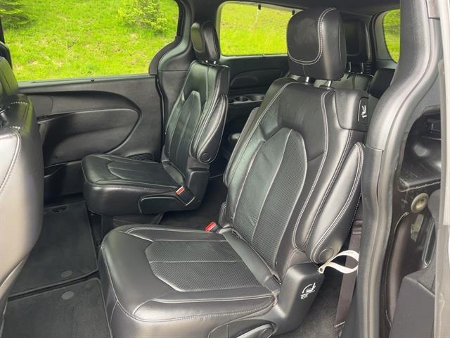 used 2022 Chrysler Pacifica car, priced at $31,725