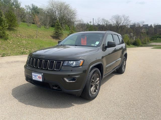 used 2016 Jeep Grand Cherokee car, priced at $14,914