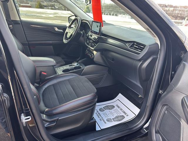 used 2022 Ford Escape car, priced at $18,950
