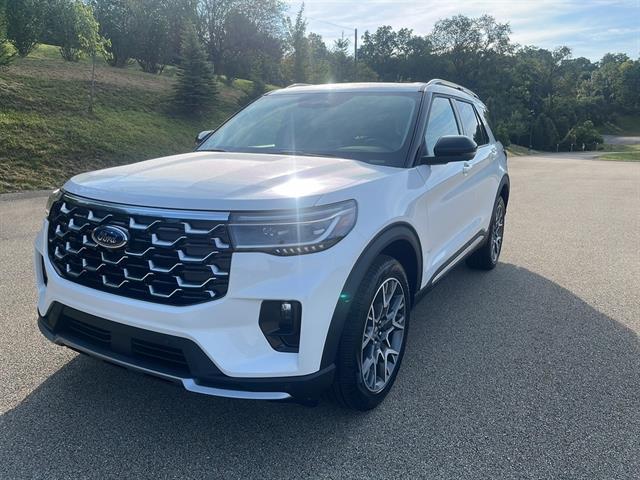 new 2025 Ford Explorer car, priced at $62,195
