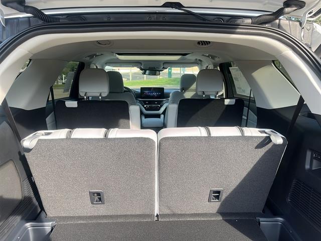 new 2025 Ford Explorer car, priced at $62,195