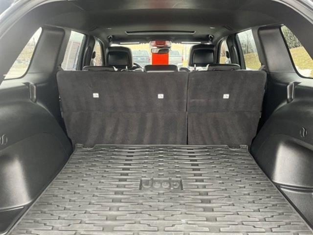 used 2021 Jeep Grand Cherokee car, priced at $24,146