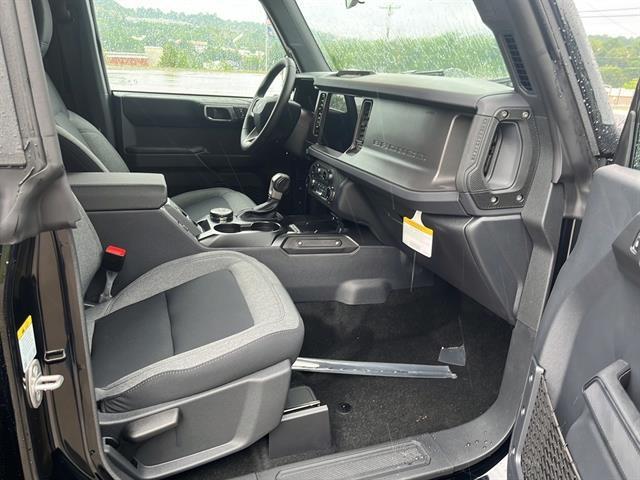 new 2025 Ford Bronco car, priced at $45,010