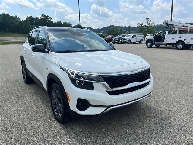 used 2022 Kia Seltos car, priced at $24,000