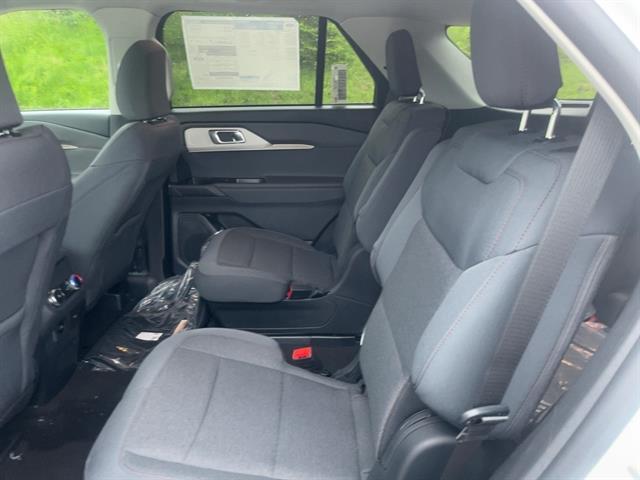 new 2025 Ford Explorer car, priced at $41,496