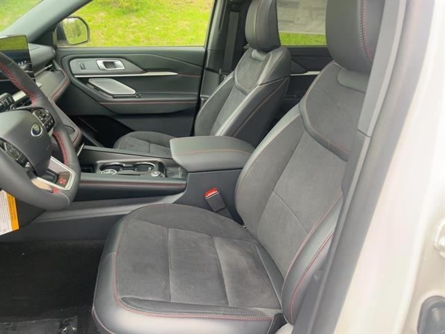 new 2025 Ford Explorer car, priced at $57,062