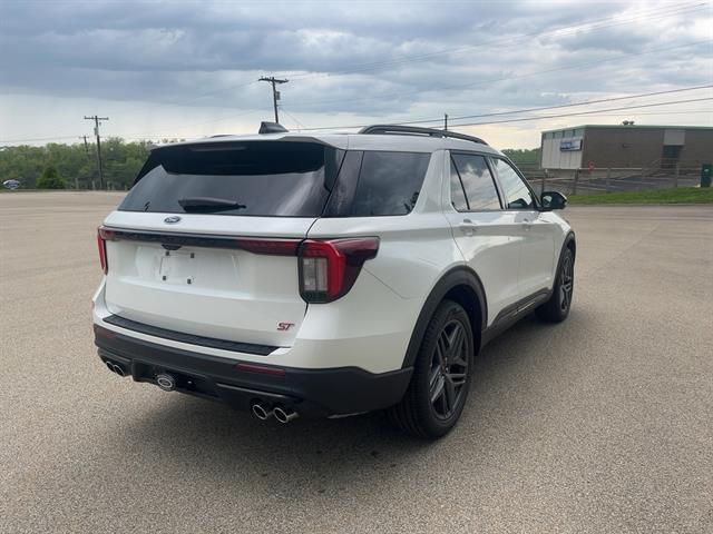 new 2025 Ford Explorer car, priced at $57,062