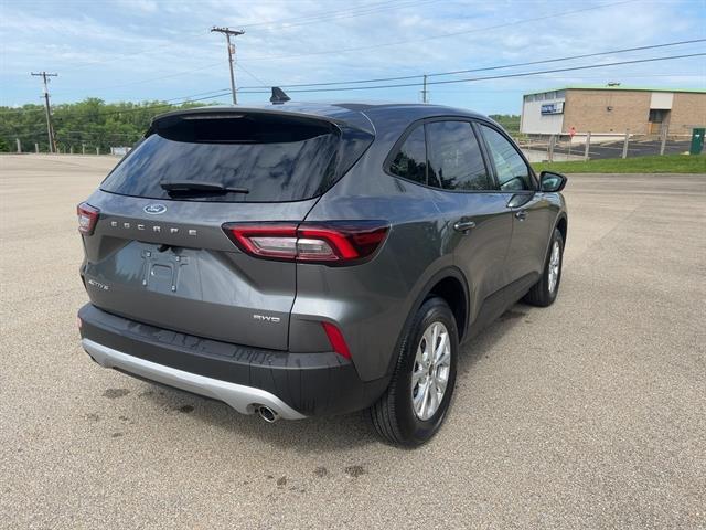 new 2025 Ford Escape car, priced at $33,040