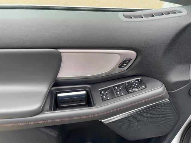 new 2025 Ford Expedition car, priced at $71,815