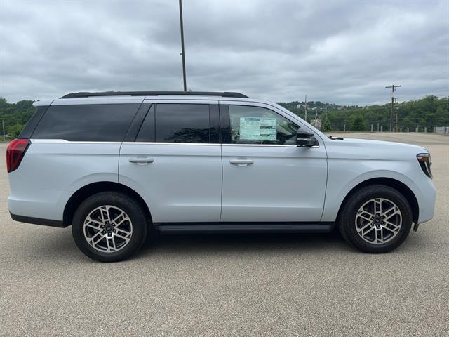 new 2025 Ford Expedition car, priced at $71,815