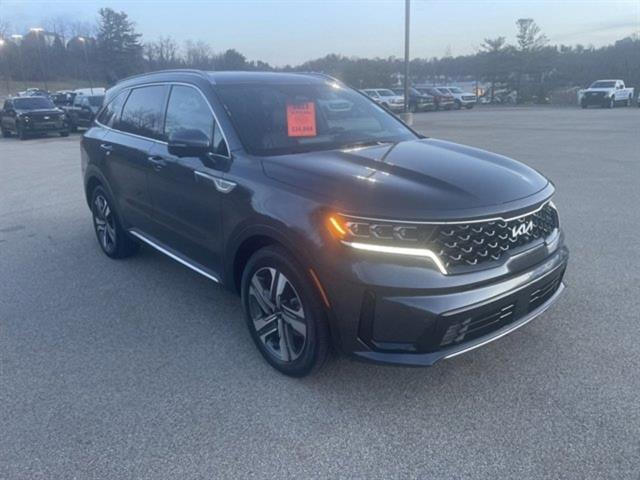 used 2023 Kia Sorento Hybrid car, priced at $34,864
