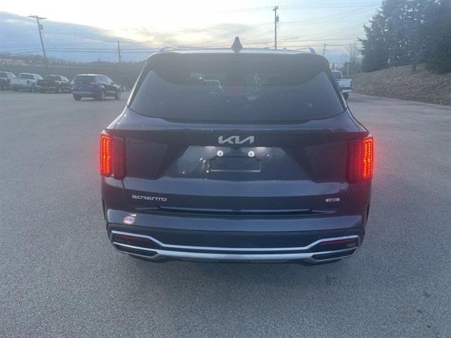 used 2023 Kia Sorento Hybrid car, priced at $34,864