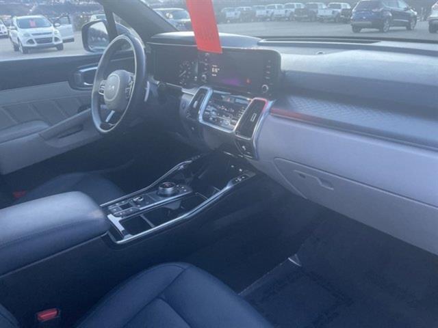 used 2023 Kia Sorento Hybrid car, priced at $34,864