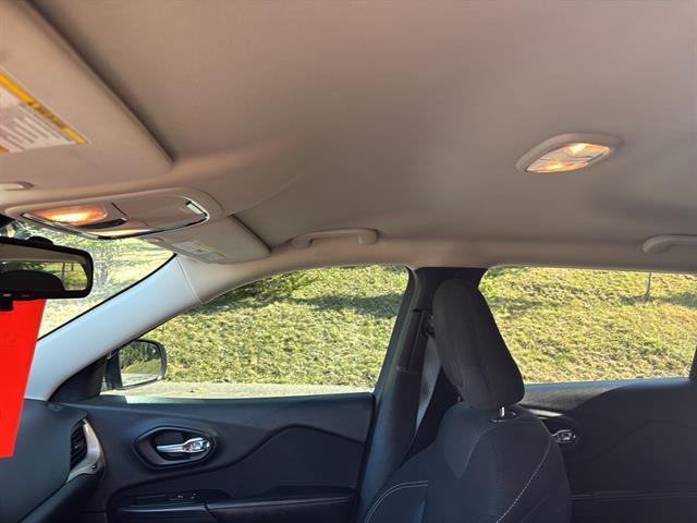 used 2016 Jeep Cherokee car, priced at $10,500