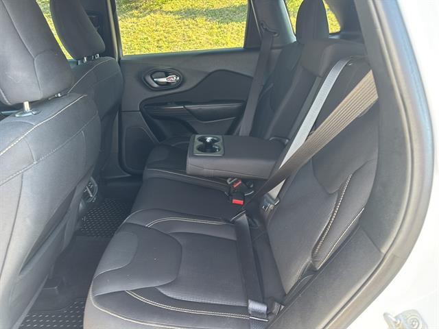 used 2016 Jeep Cherokee car, priced at $10,500