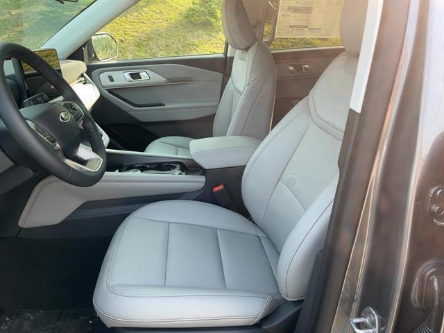 new 2025 Ford Explorer car, priced at $45,049