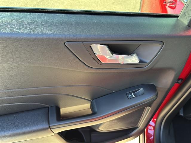 new 2026 Ford Escape PHEV car, priced at $38,985