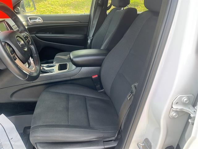 used 2017 Jeep Grand Cherokee car, priced at $18,950