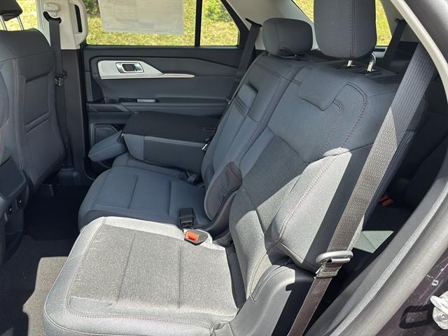 new 2025 Ford Explorer car, priced at $43,945