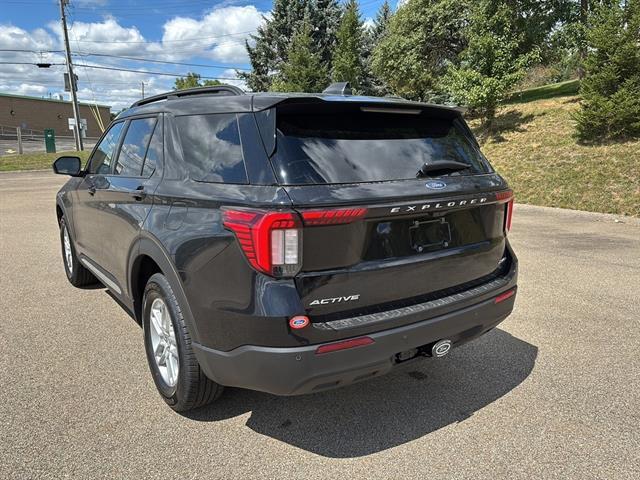 new 2025 Ford Explorer car, priced at $43,945