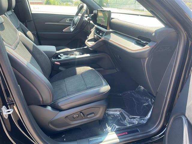 new 2025 Ford Explorer car, priced at $62,595