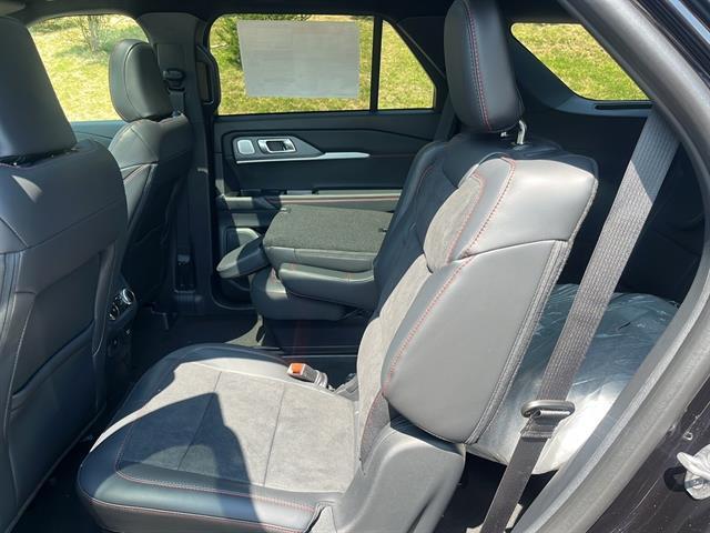 new 2025 Ford Explorer car, priced at $62,595