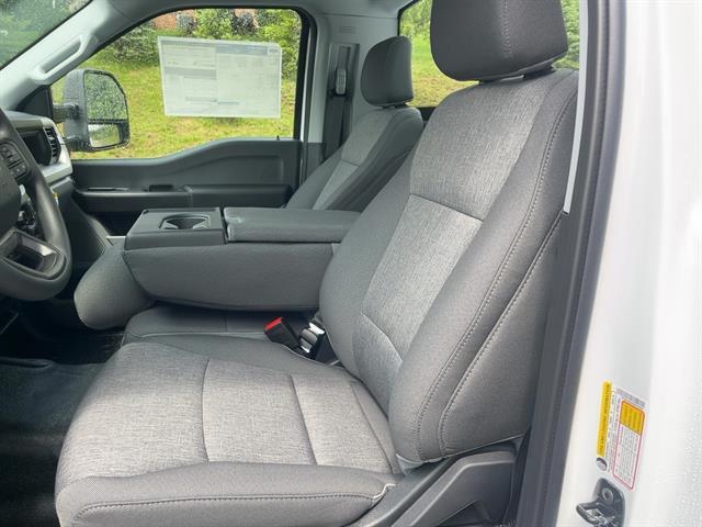 new 2025 Ford F-250 car, priced at $51,685