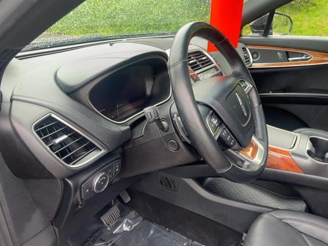 used 2019 Lincoln Nautilus car, priced at $21,686