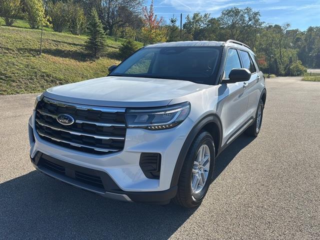 new 2025 Ford Explorer car, priced at $43,745