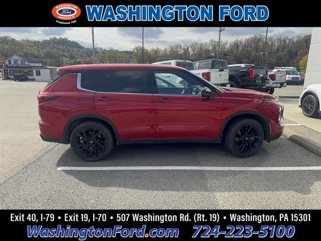 used 2023 Mitsubishi Outlander car, priced at $29,088
