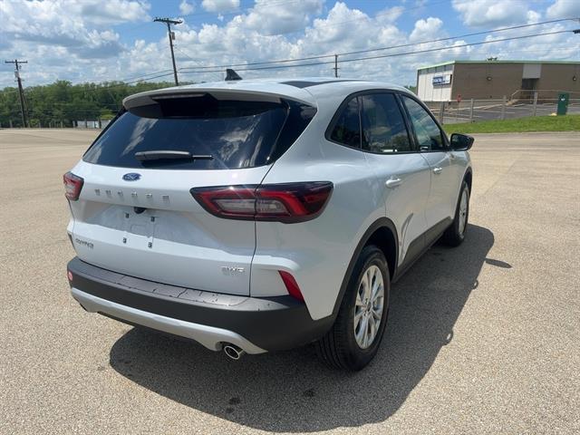 new 2025 Ford Escape car, priced at $33,040