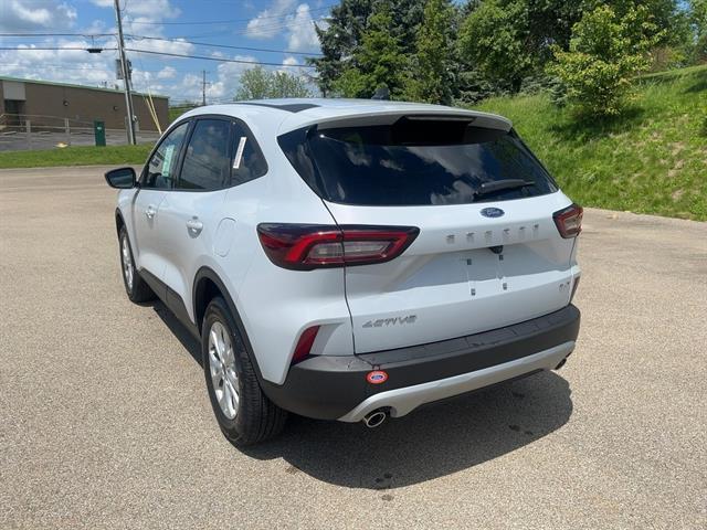 new 2025 Ford Escape car, priced at $33,040