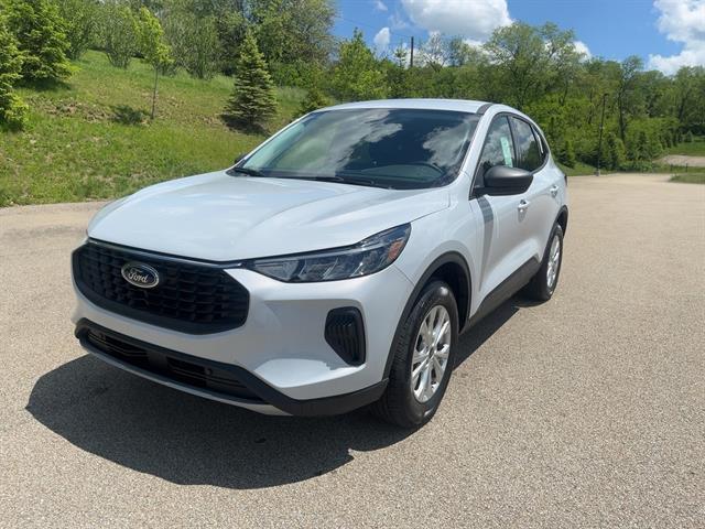 new 2025 Ford Escape car, priced at $33,040