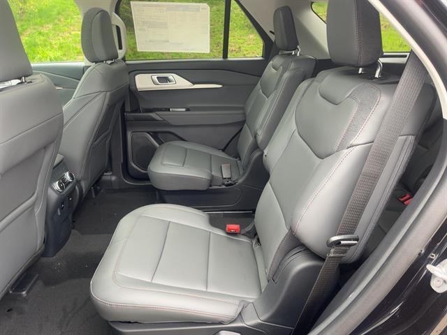 new 2025 Ford Explorer car, priced at $46,570