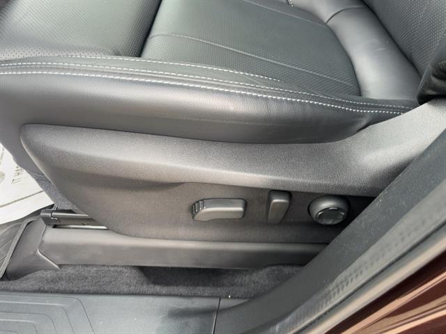 used 2023 Subaru Ascent car, priced at $38,926